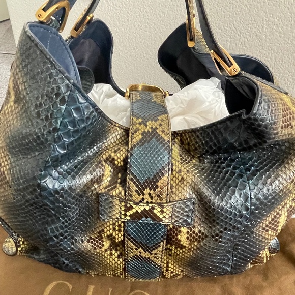 VINTAGE GUCCI Limited Edition Rare Python Large Stirrup Hobo Bag - Picture 8 of 13